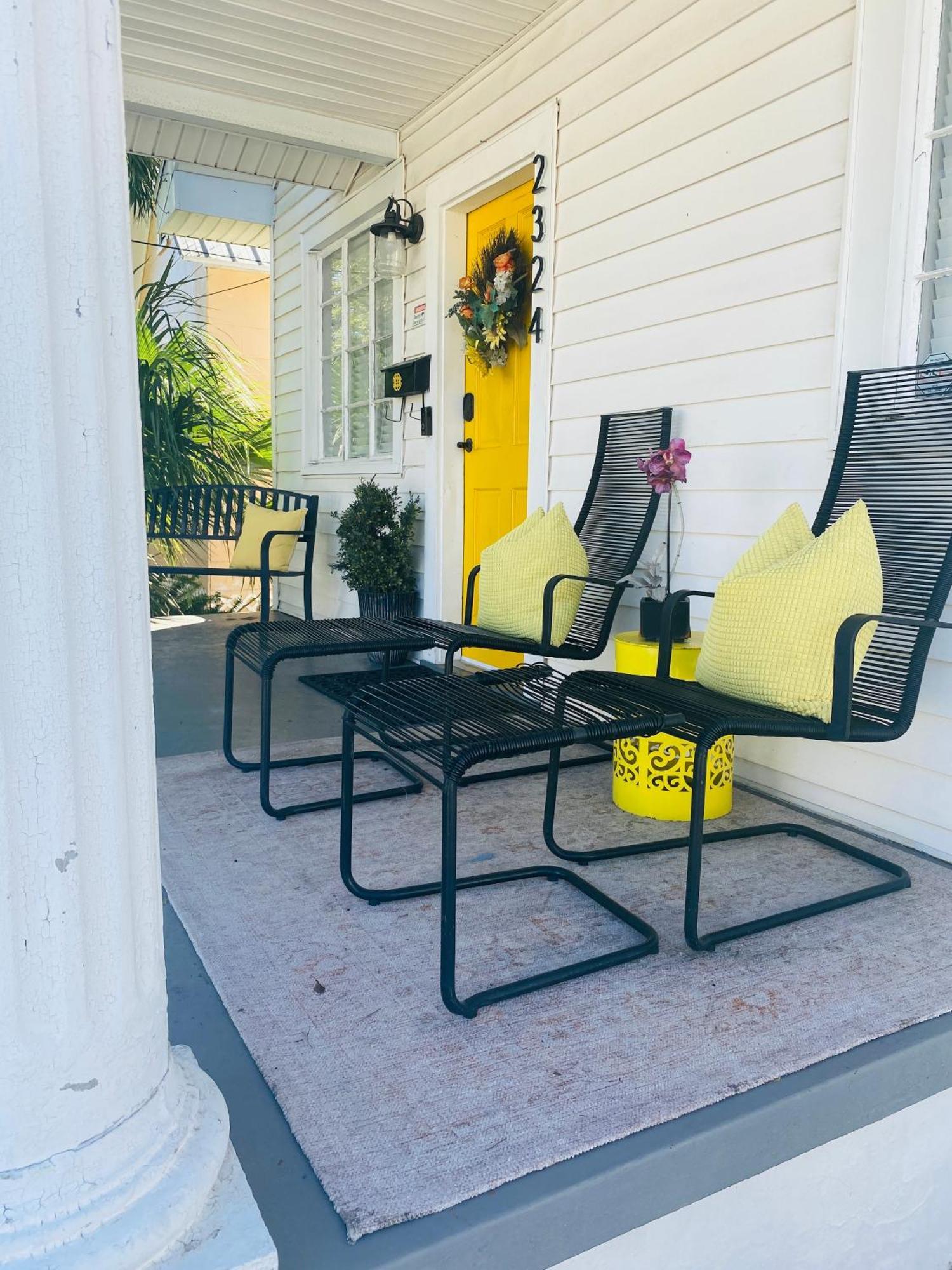 No Ho Yellow Door Bungalow Tampa Eksteriør bilde